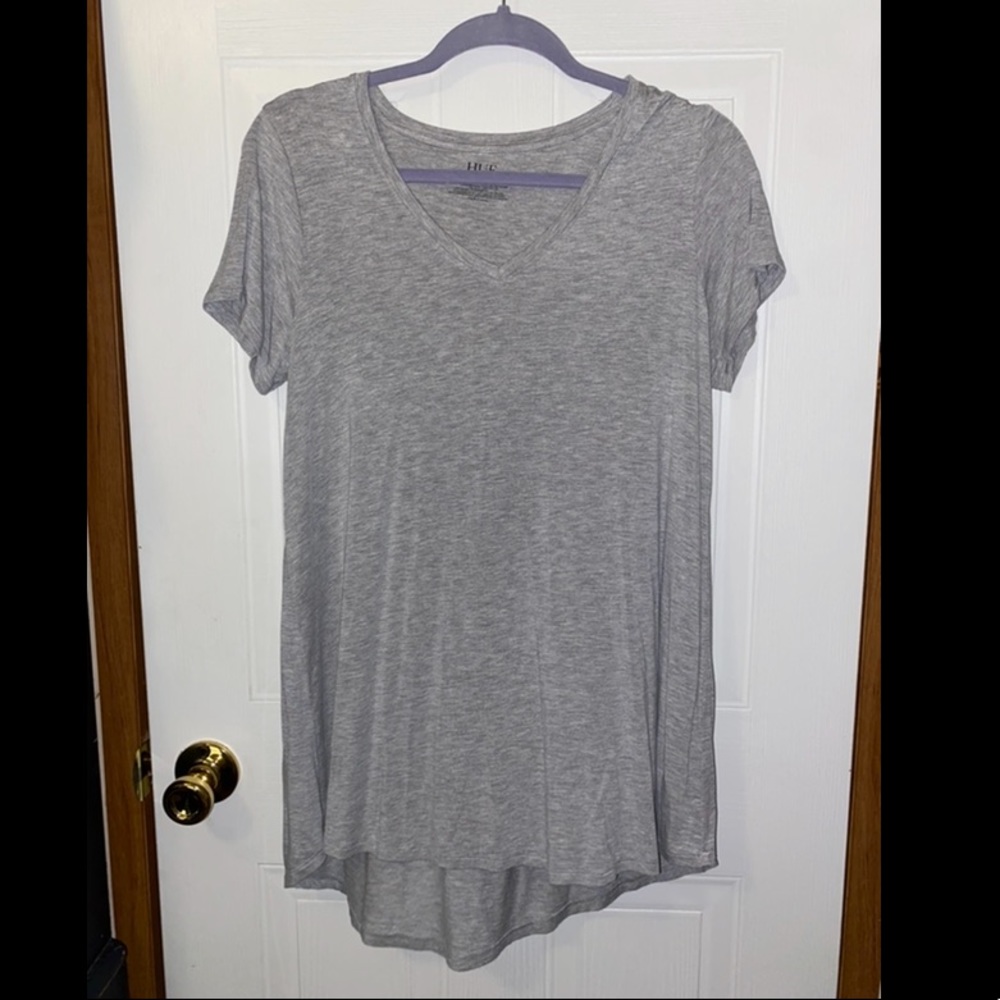 NWOT Hue SZ M Grey Top